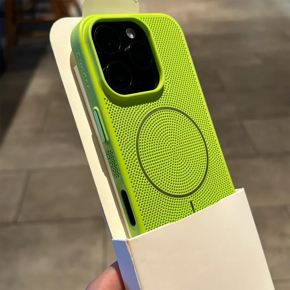 Honeycomb Cooling Phone Case