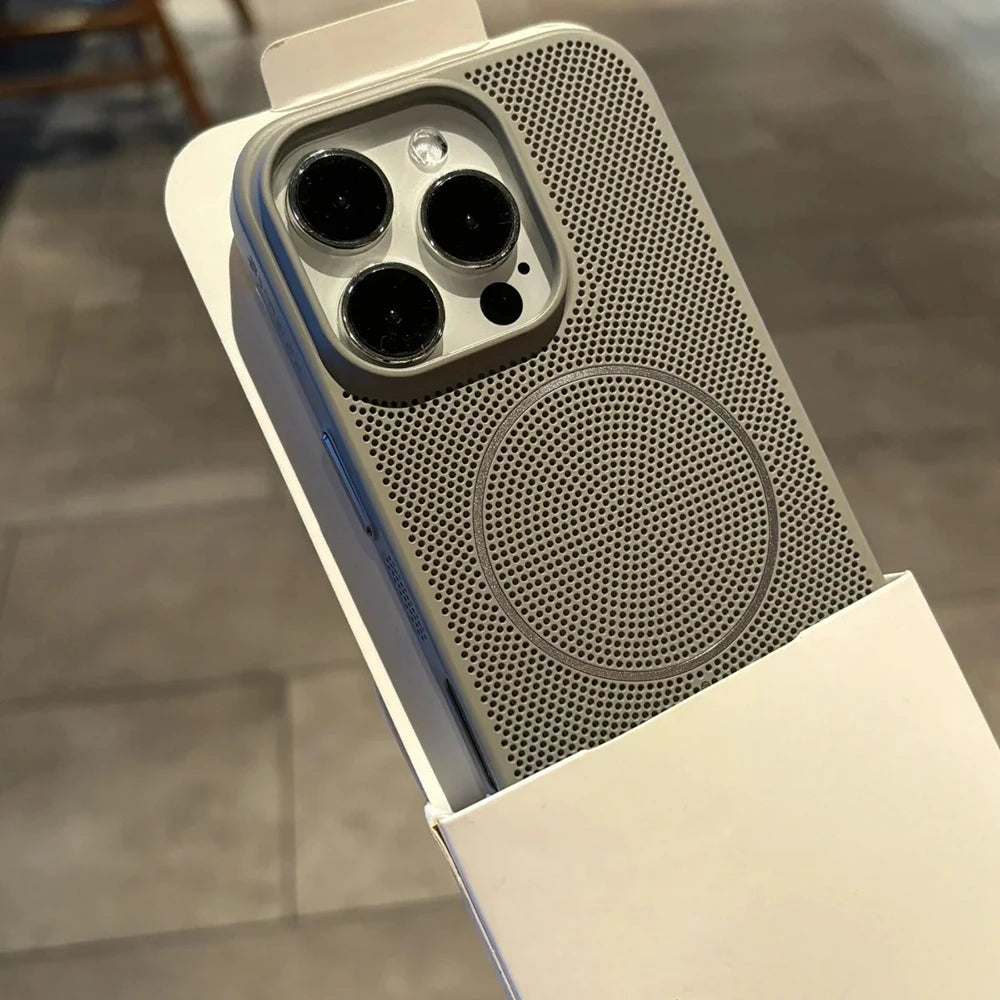 Honeycomb Cooling Phone Case
